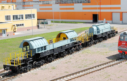 Транспортер железнодорожный для транспортных упаковочных комплектов типа ТУК-13